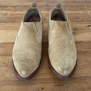 Frye Billy Shootie Suede